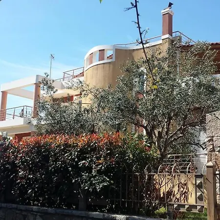 Demy Villa Patras
