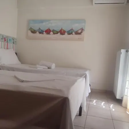 ヴィラ Demy パトラ